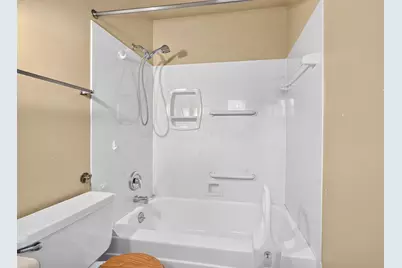6450 Skywae Drive, Columbus, OH 43229 - Photo 24