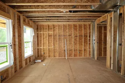 684 Fadley Loop E, Delaware, OH 43015 - Photo 2
