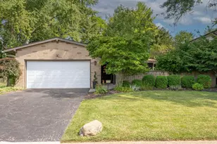 1664 Staffordshire Rd, Columbus, OH 43229 - Photo 1