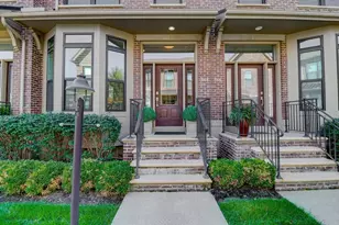866 Pullman Wy, Grandview Heights, OH 43212 - Photo 1