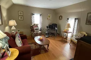 212 Town St, Circleville, OH 43113 - Photo 2