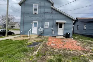 201 Logan St, Circleville, OH 43113 - Photo 2