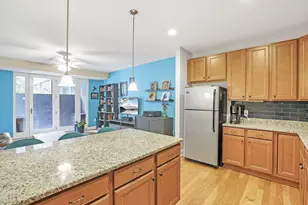 10 E Weber Rd, Columbus, OH 43202 - Photo 8