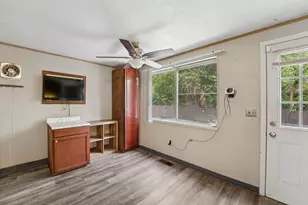 2284 Kinderly Dr, Columbus, OH 43232 - Photo 10