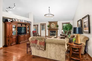 2571 Salyer Ct, Powell, OH 43065 - Photo 4