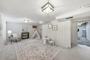 139 Aldrich Rd, Columbus, OH 43214 - Photo 6