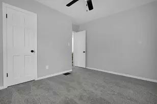 1683 Lexington Ave, Columbus, OH 43211 - Photo 12