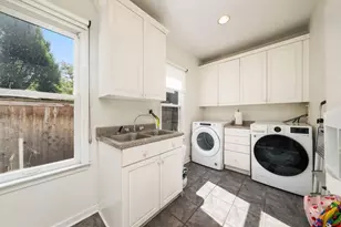 247 Lear St, Columbus, OH 43206 - Photo 12