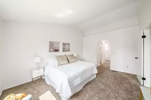 2071 Asher Ct, Columbus, OH 43223 - Photo 16