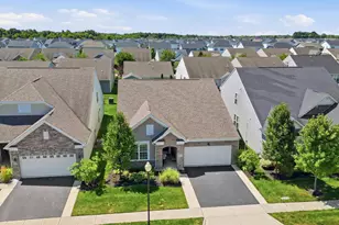 2337 Common Bent Dr, Sunbury, OH 43074 - Photo 2
