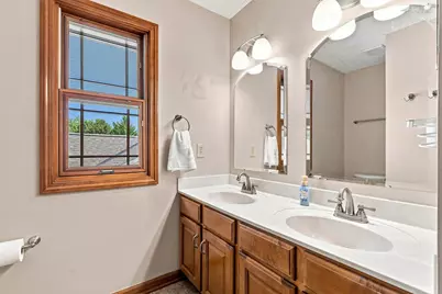 8482 Olenbrook Drive, Lewis Center, OH 43035 - Photo 30