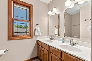 8482 Olenbrook Dr, Lewis Center, OH 43035 - Photo 30