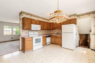 1905 Dandridge Dr, Columbus, OH 43229 - Photo 10