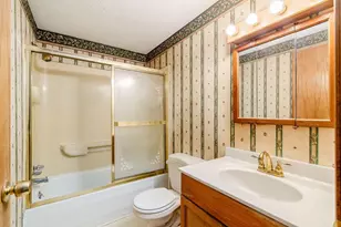 1905 Dandridge Dr, Columbus, OH 43229 - Photo 16