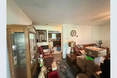 7701 Witherspoon Drive NE, Baltimore, OH 43105 - Photo 4