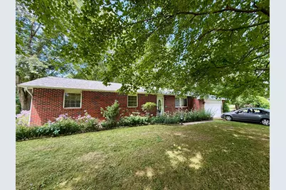 7701 Witherspoon Drive NE, Baltimore, OH 43105 - Photo 1