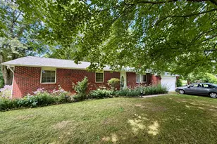 7701 Witherspoon Dr NE, Baltimore, OH 43105 - Photo 1