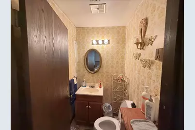 7701 Witherspoon Drive NE, Baltimore, OH 43105 - Photo 14