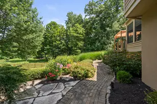 1360 Portage Dr, Columbus, OH 43235 - Photo 60