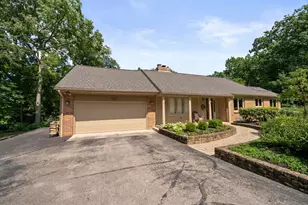 1360 Portage Dr, Columbus, OH 43235 - Photo 4