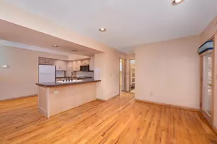 451 Valleyview Ct, Westerville, OH 43081 - Photo 6
