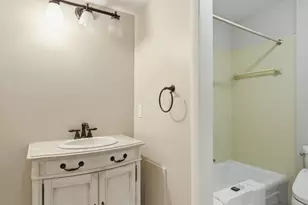 1512 Lafayette Dr, Columbus, OH 43220 - Photo 18