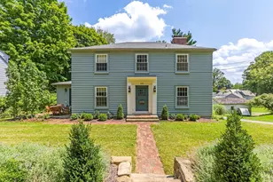 410 N Pearl St, Granville, OH 43023 - Photo 1