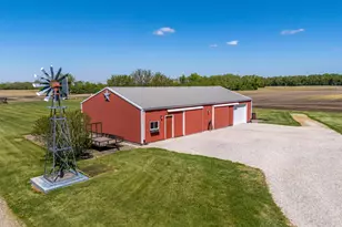 9228 Stoutsville Pike, Stoutsville, OH 43154 - Photo 8