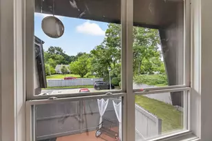 5421 Worthington Forest Pl E, Columbus, OH 43229 - Photo 40