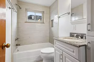 1775 Northwest Ct, Columbus, OH 43212 - Photo 24