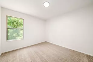 4418 Village Park Dr, Columbus, OH 43228 - Photo 24