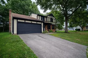 445 Hawthorne Pl, Reynoldsburg, OH 43068 - Photo 2