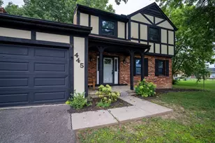 445 Hawthorne Pl, Reynoldsburg, OH 43068 - Photo 1