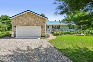 8089 York Rd SW, Pataskala, OH 43062 - Photo 1