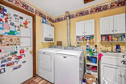 8089 York Road SW, Pataskala, OH 43062 - Photo 18