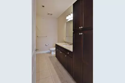 960 Perry Street #207, Columbus, OH 43215 - Photo 18
