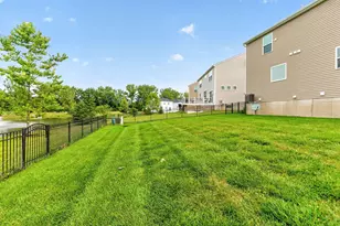 8645 Conestoga Valley Dr, Blacklick, OH 43004 - Photo 18