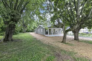 1240 Manor Dr, Columbus, OH 43232 - Photo 10