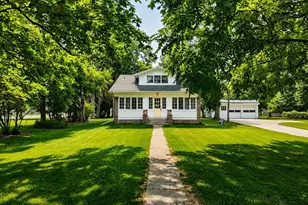 820 W Perry St, Bucyrus, OH 44820 - Photo 2