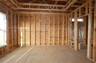 8138 Griffin Dr, Reynoldsburg, OH 43068 - Photo 2