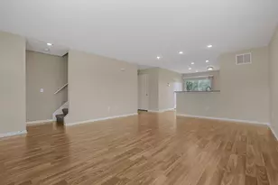 1083 Shady Lake Dr, Columbus, OH 43228 - Photo 6