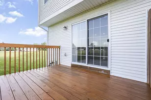 1083 Shady Lake Dr, Columbus, OH 43228 - Photo 32