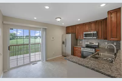 1083 Shady Lake Drive, Columbus, OH 43228 - Photo 10