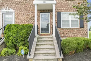 1083 Shady Lake Dr, Columbus, OH 43228 - Photo 2