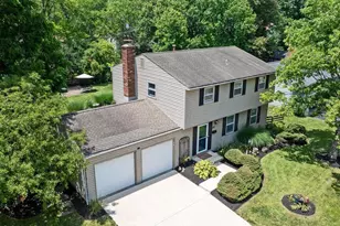 719 Timberlake Dr, Westerville, OH 43081 - Photo 2