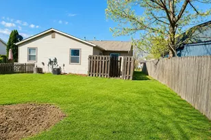 4066 Greenery Dr, Columbus, OH 43207 - Photo 14