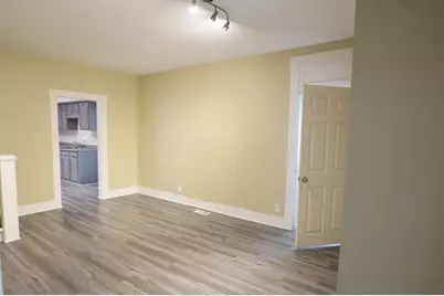 73 E Columbus Street, Mount Sterling, OH 43143 - Photo 8