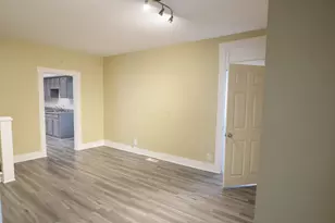 73 E Columbus St, Mount Sterling, OH 43143 - Photo 8