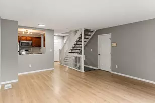 160 Macandrews Way, Blacklick, OH 43004 - Photo 2
