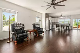 305 Eagles Nest Ave, Johnstown, OH 43031 - Photo 12
